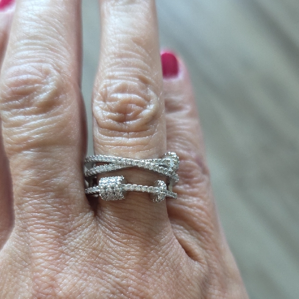 Elegant Silver Tone Crystal Adjustable Women's Ring